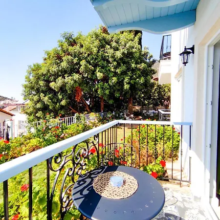 Apart Otel Mavi Kıyı 2*