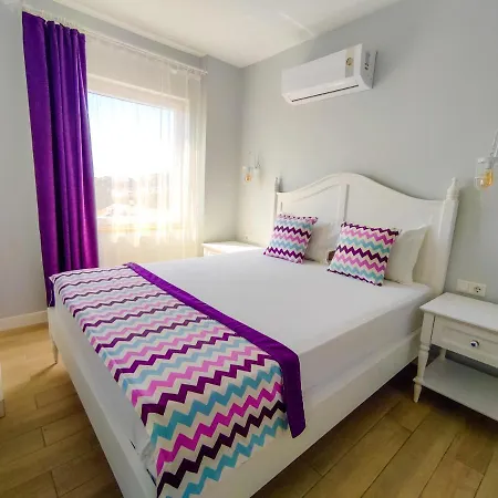 Apart Otel Mavi Kıyı 2*